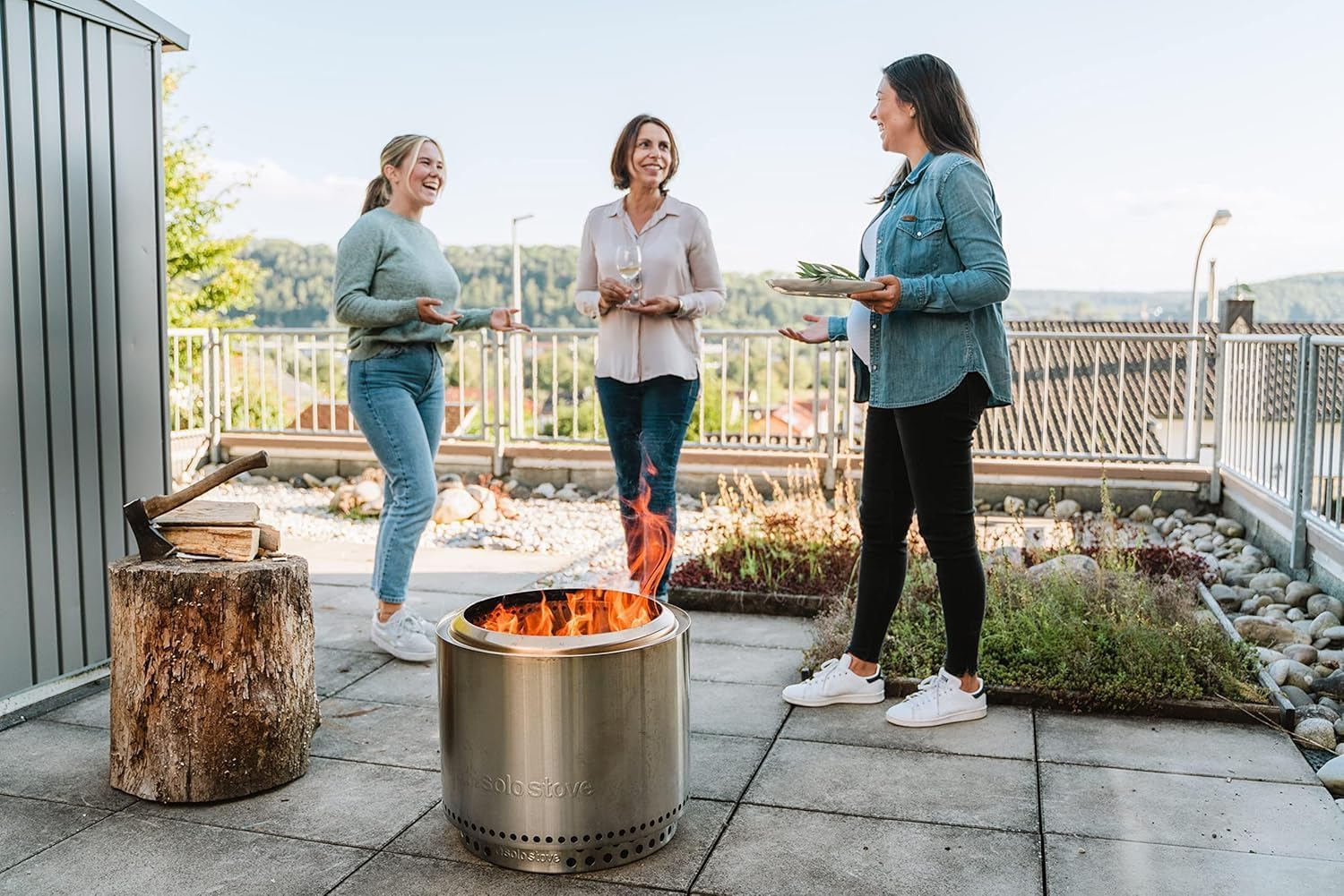 Solo Stove Bonfire Amazon Exclusive | Smokeless Fire Pit Bundle with Stand, Lid, Shelter & Ash Pan | Ideal for 4–6 People | Stainless Steel Wood Burning Camping Pit – 19.5" Wide, 34lbs - Image 8